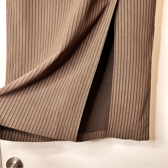 Wildlife New York Chocolate Brown Pinstriped Midi Skirt - Size 8 - Picture 8 of 11